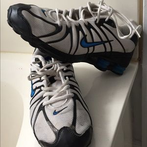 Men’s Black white and blue Nike sneakers